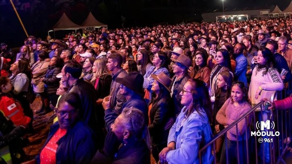 78ª Festa de Santo Antônio do Quebranzol contará com show de Emílio e Eduardo, jogos da Copa e muito mais; confira a programação completa