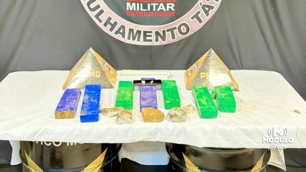 Polícia Militar prende dois suspeitos e apreende sete barras de maconha em...
